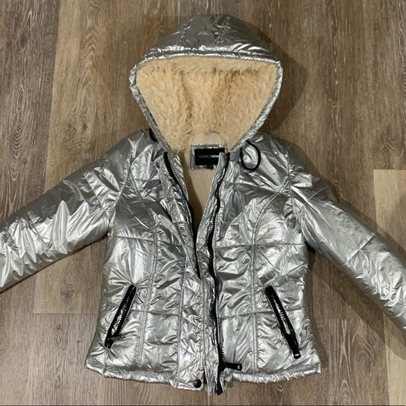 Jacket - Picture 4 of 8